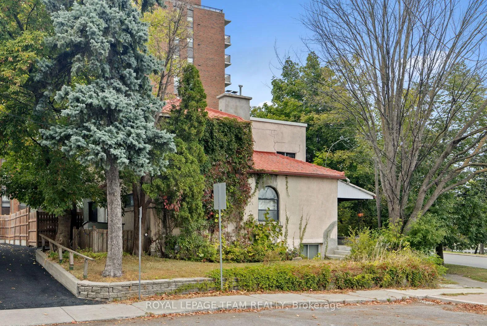 Photo 1 of 334 Queen Elizabeth Drive, Ottawa, Glebe — HOMEH