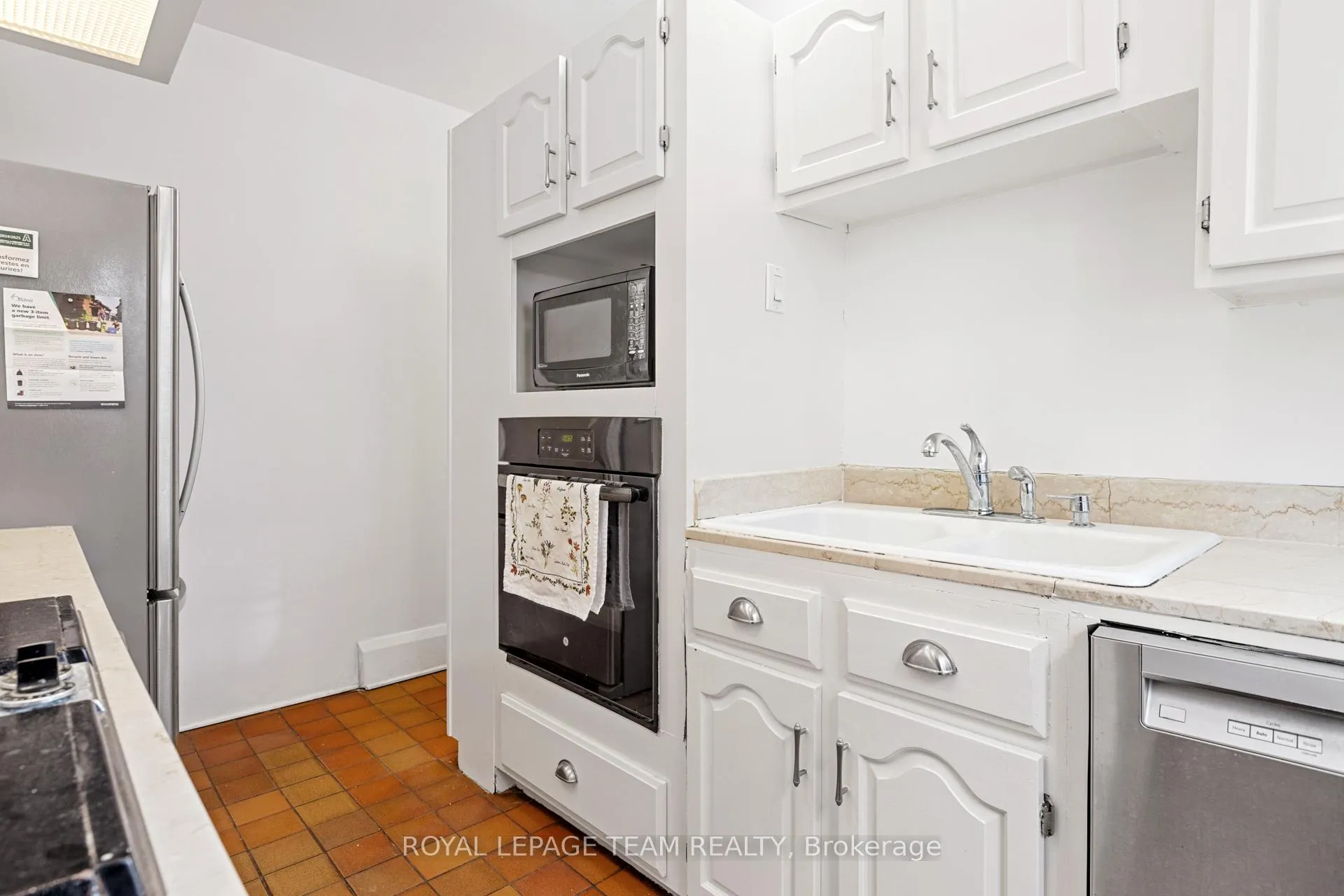 Photo 9 of 334 Queen Elizabeth Drive, Ottawa, Glebe — HOMEH
