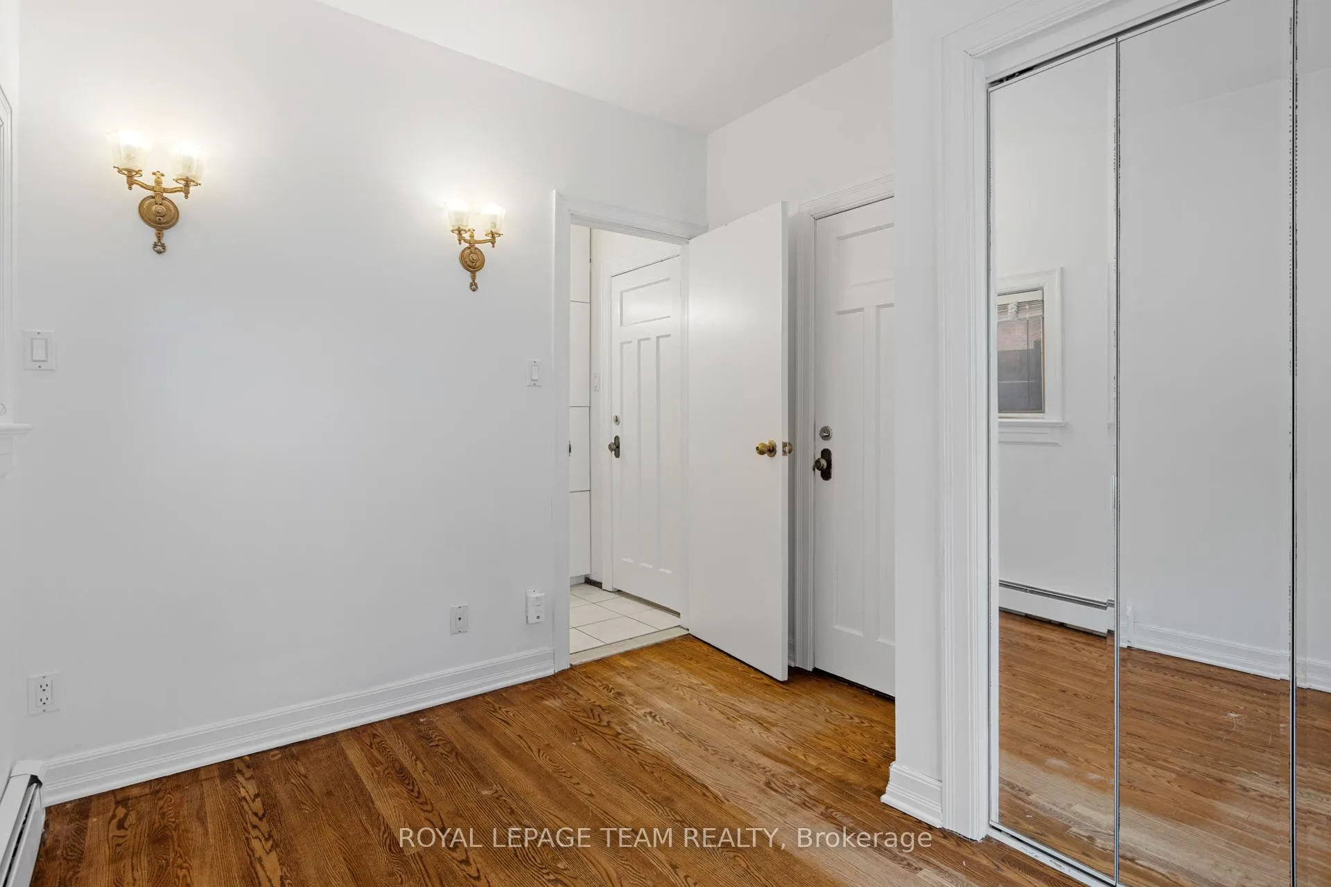 Photo 13 of 334 Queen Elizabeth Drive, Ottawa, Glebe — HOMEH