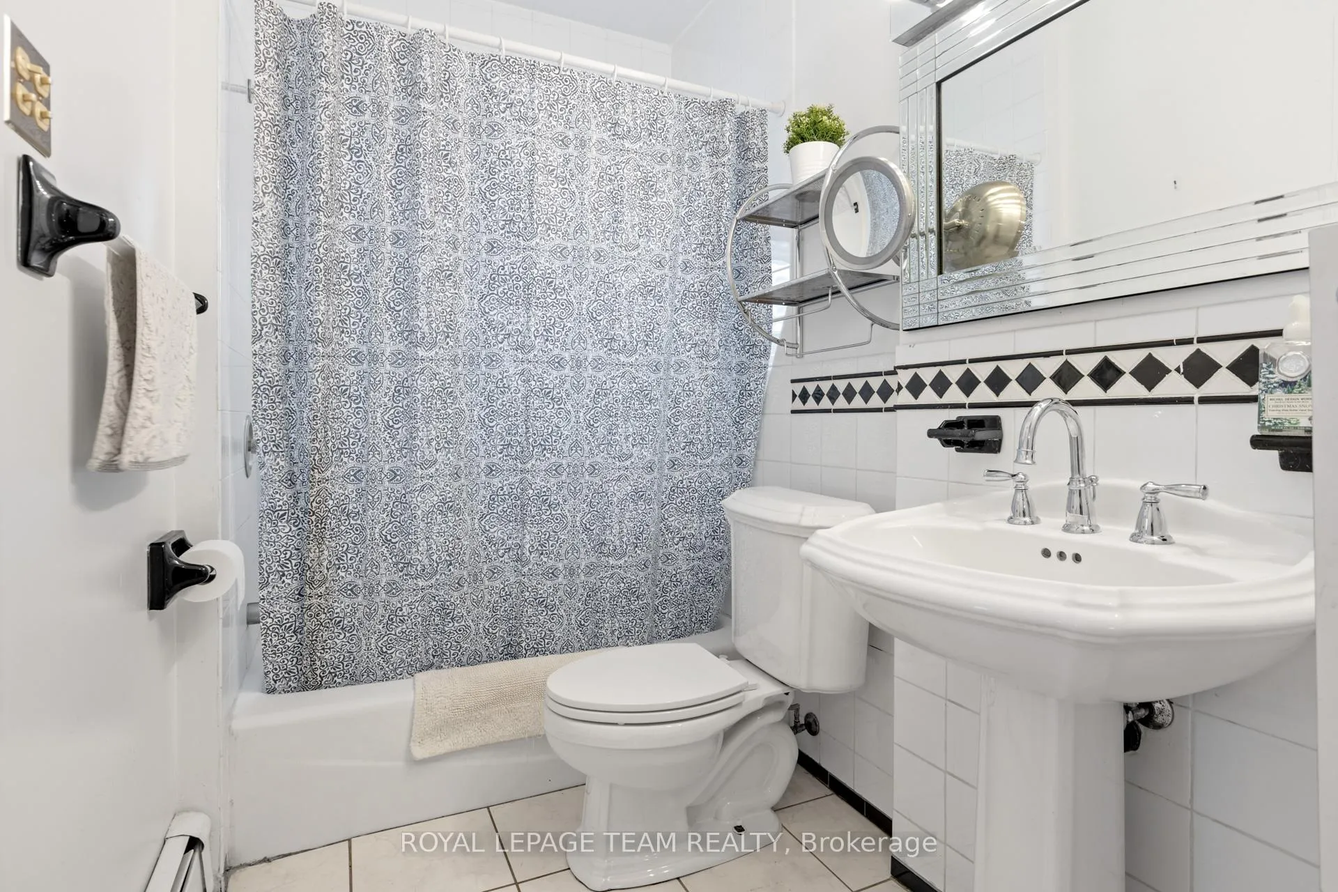 Photo 15 of 334 Queen Elizabeth Drive, Ottawa, Glebe — HOMEH