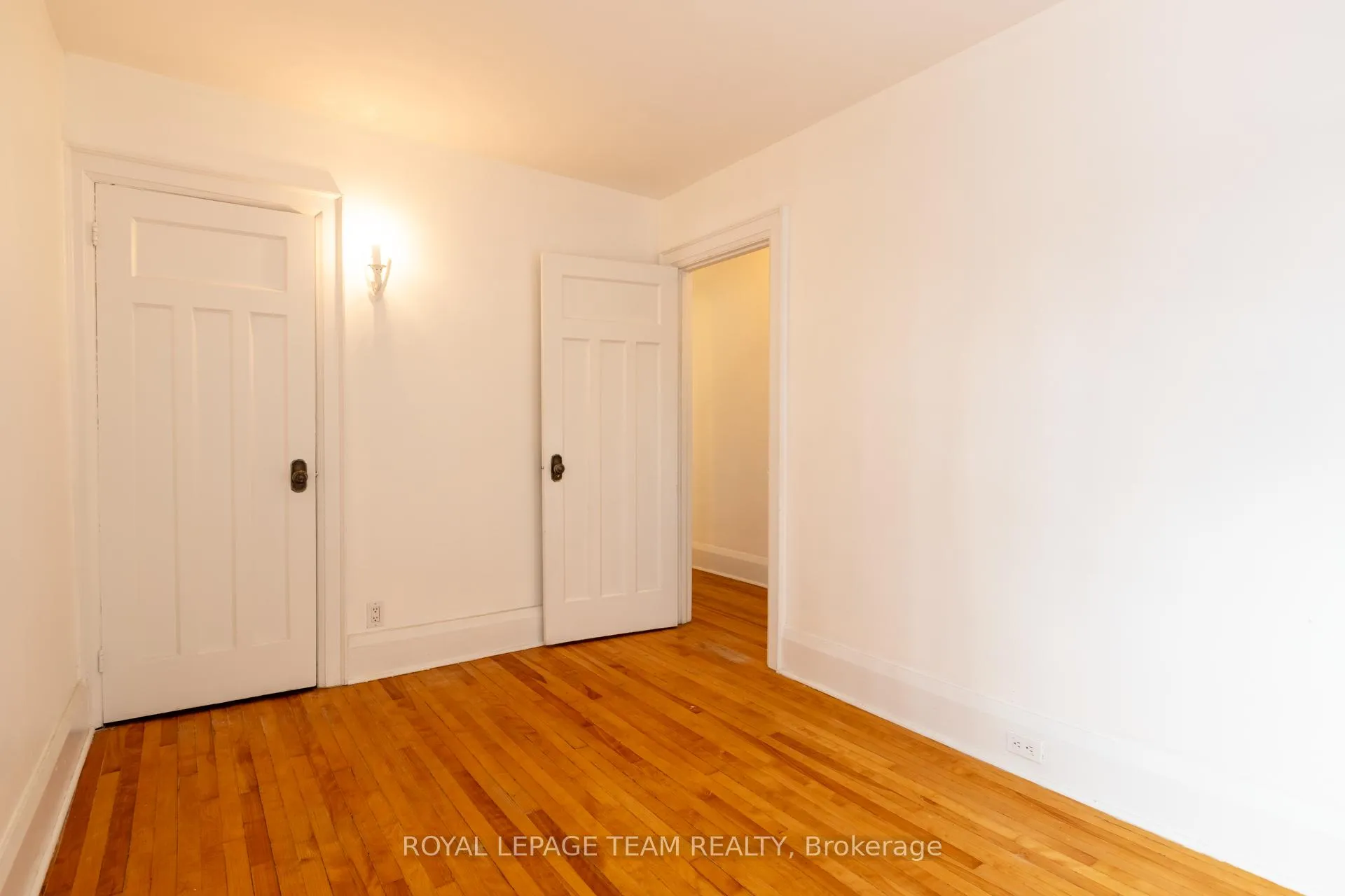 Photo 20 of 334 Queen Elizabeth Drive, Ottawa, Glebe — HOMEH