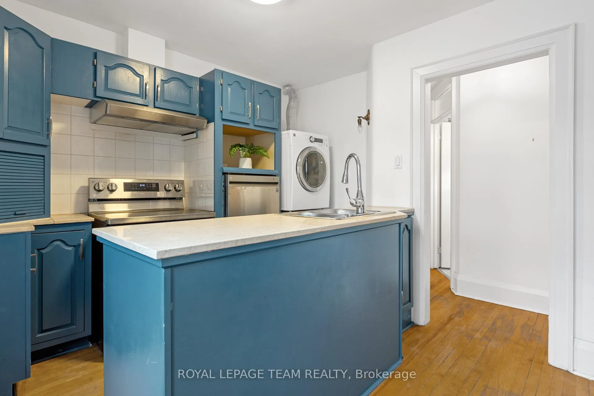 Photo 21 of 334 Queen Elizabeth Drive, Ottawa, Glebe — HOMEH