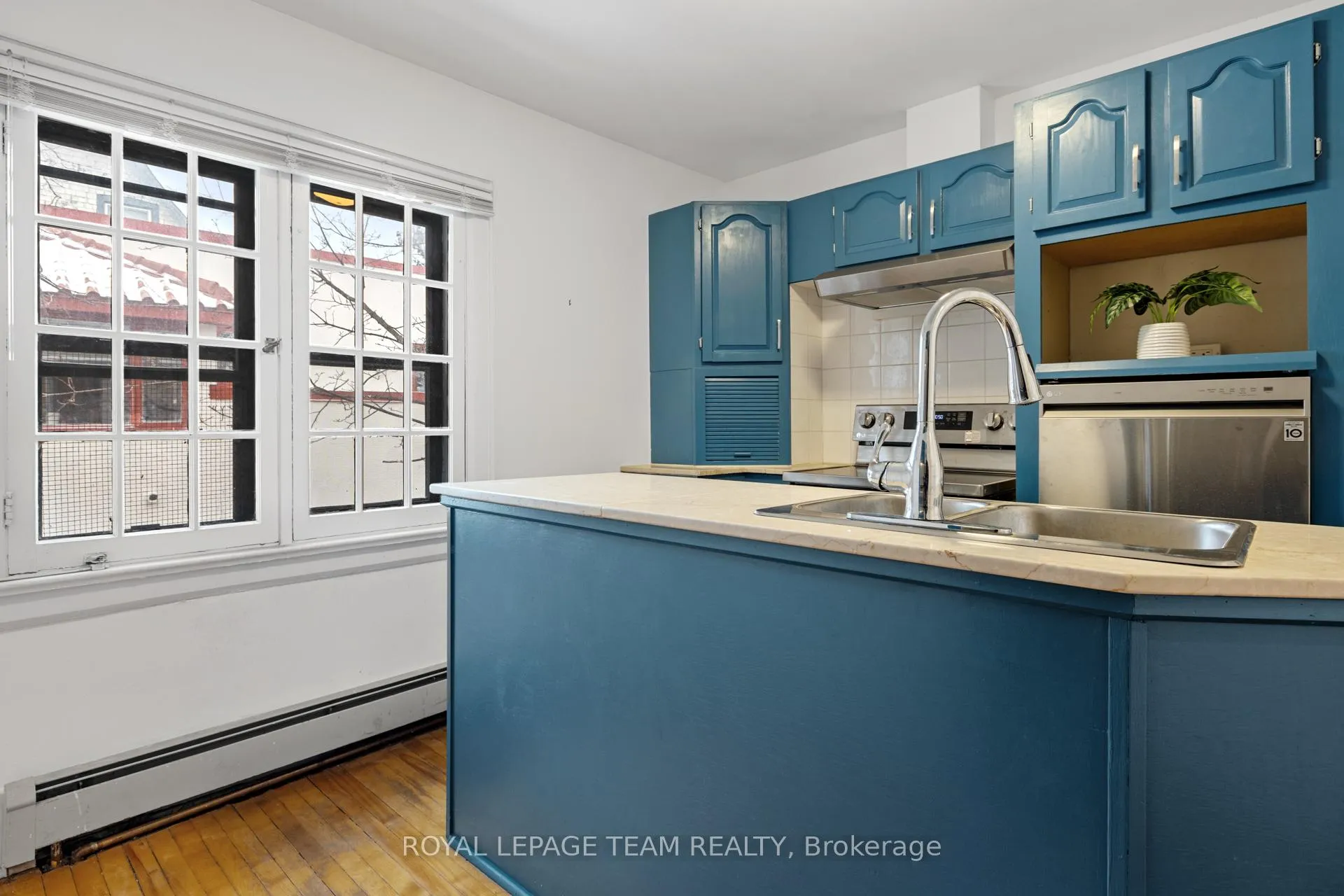 Photo 22 of 334 Queen Elizabeth Drive, Ottawa, Glebe — HOMEH