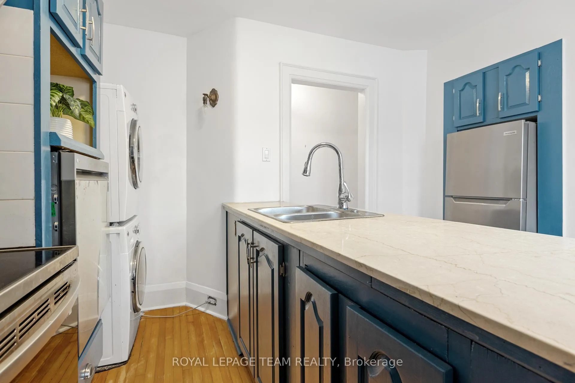 Photo 23 of 334 Queen Elizabeth Drive, Ottawa, Glebe — HOMEH