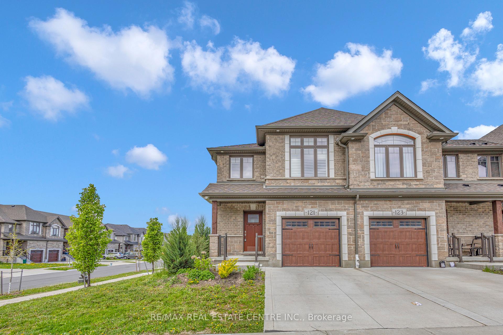 Photo 1 of 121 Hollybrook Trail, Kitchener, Doon South — HOMEH