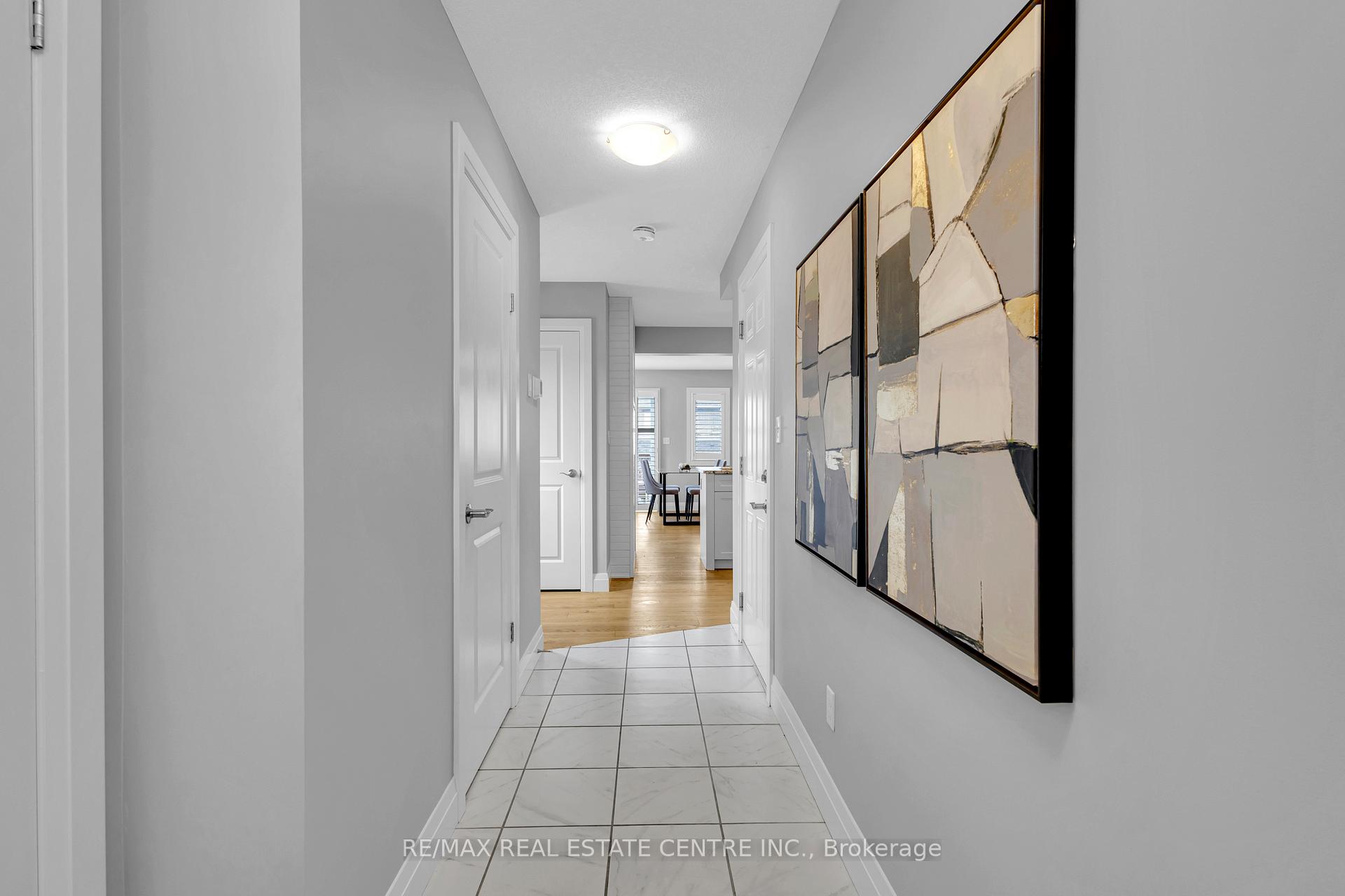 Photo 6 of 121 Hollybrook Trail, Kitchener, Doon South — HOMEH
