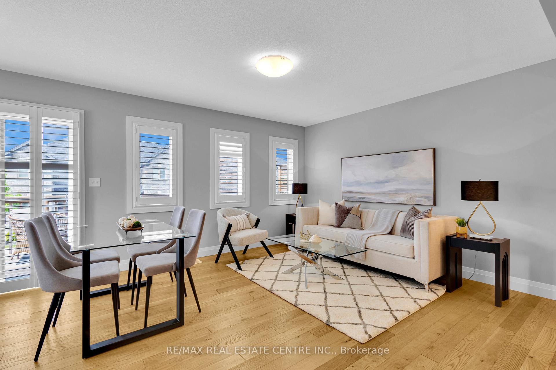 Photo 17 of 121 Hollybrook Trail, Kitchener, Doon South — HOMEH