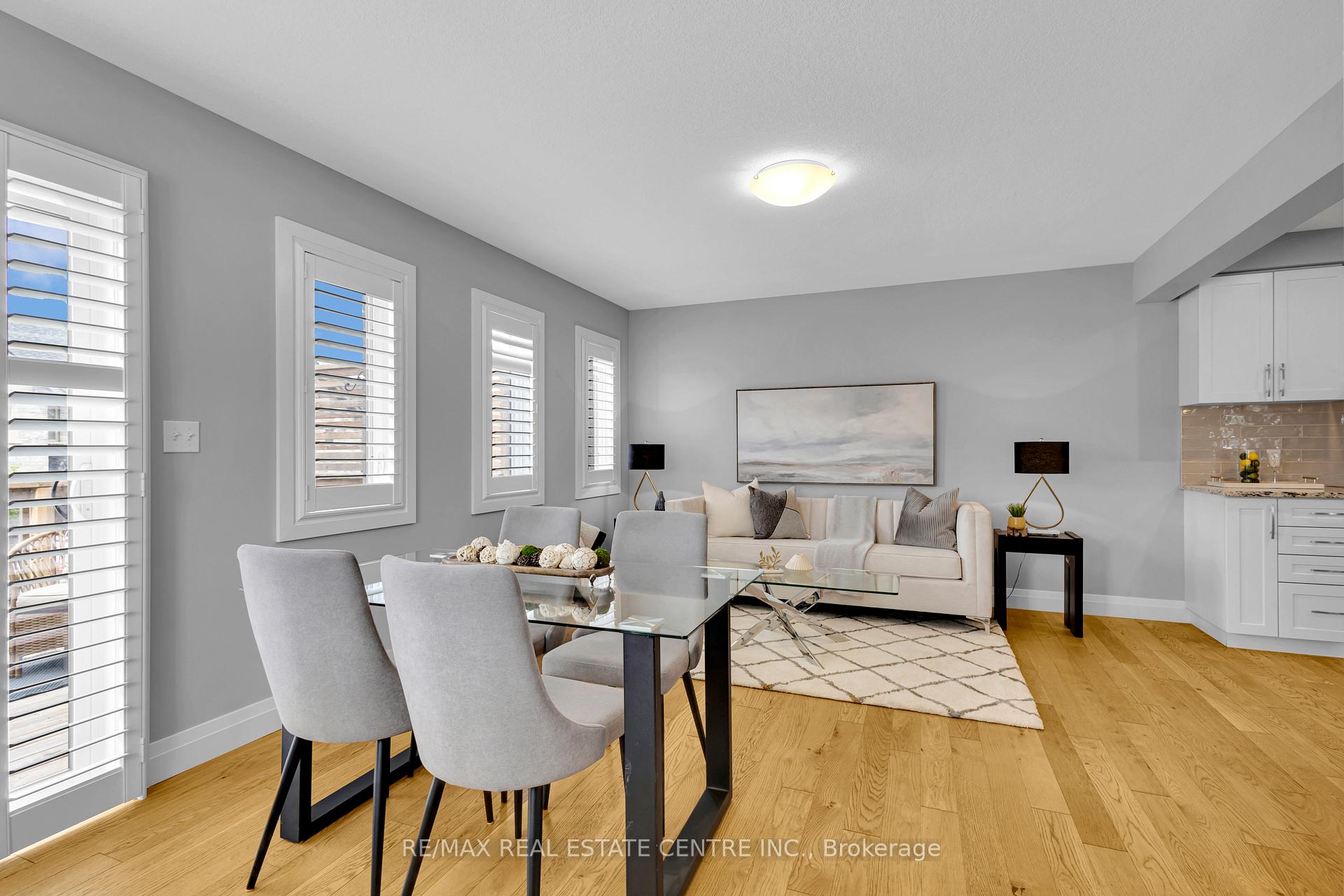 Photo 21 of 121 Hollybrook Trail, Kitchener, Doon South — HOMEH