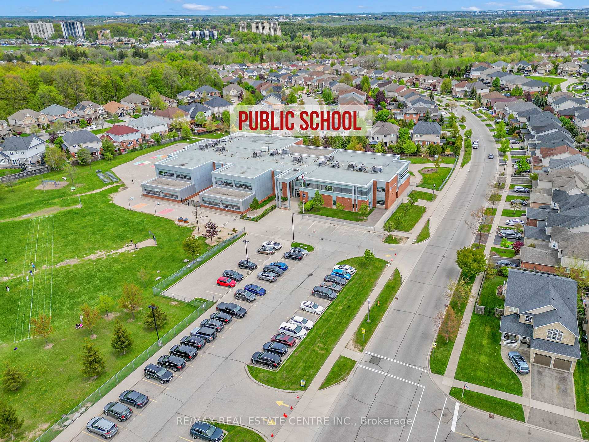 Photo 39 of 121 Hollybrook Trail, Kitchener, Doon South — HOMEH