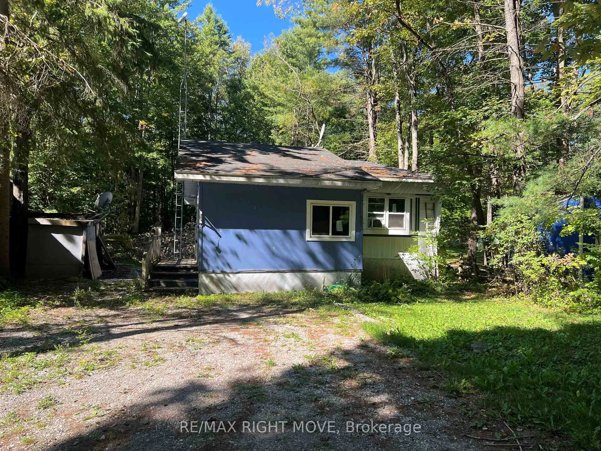 Photo 1 of 1052 4 Seasons Road, Gravenhurst, Morrison — HOMEH