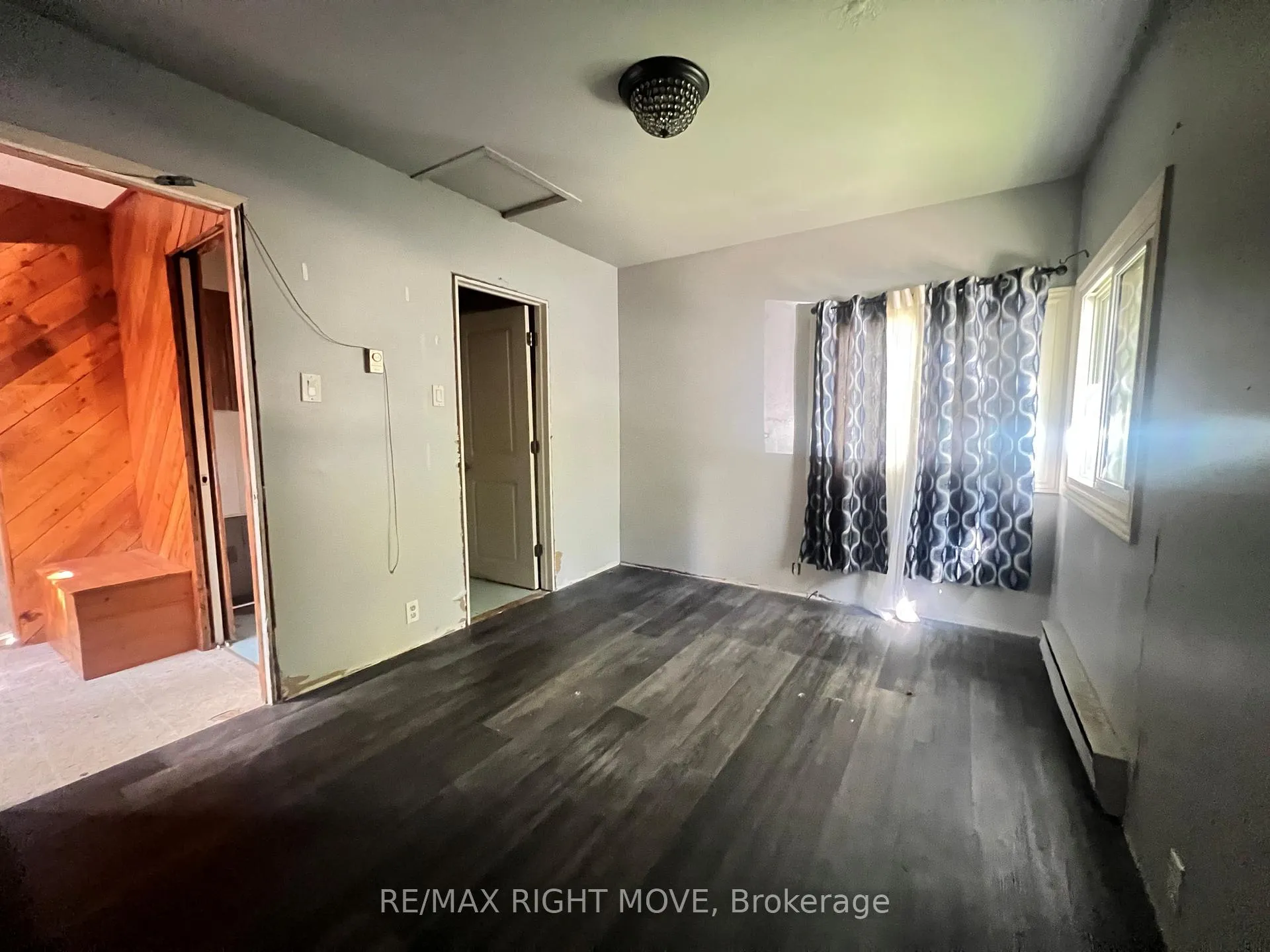 Photo 5 of 1052 4 Seasons Road, Gravenhurst, Morrison — HOMEH