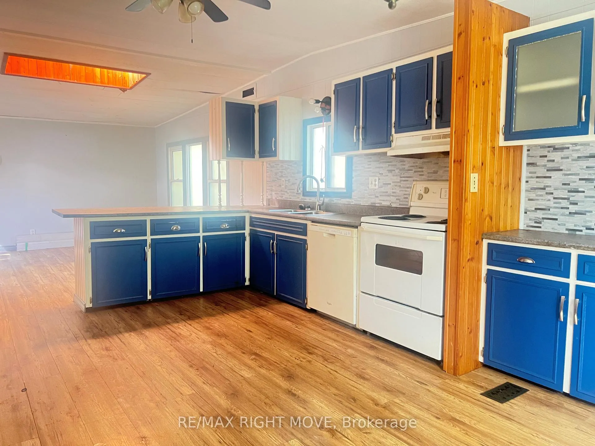 Photo 11 of 1052 4 Seasons Road, Gravenhurst, Morrison — HOMEH
