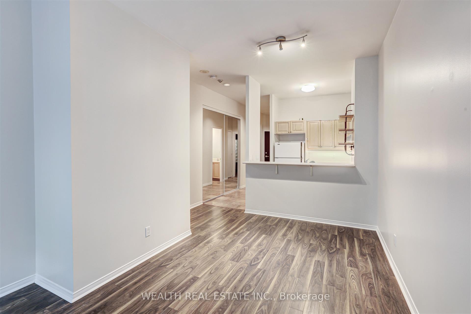 Photo 3 of Unit 1612, 7 King Street E, Toronto, Church-Yonge Corridor — HOMEH