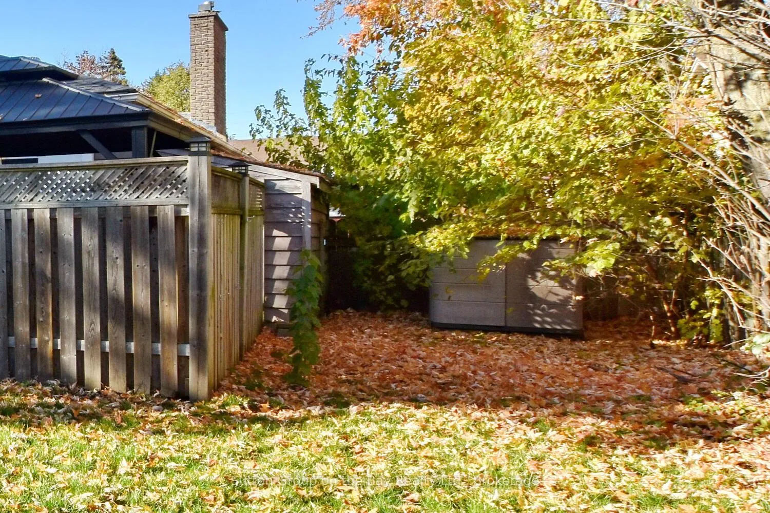 Photo 9 of 5 Brock Crescent, Collingwood — HOMEH