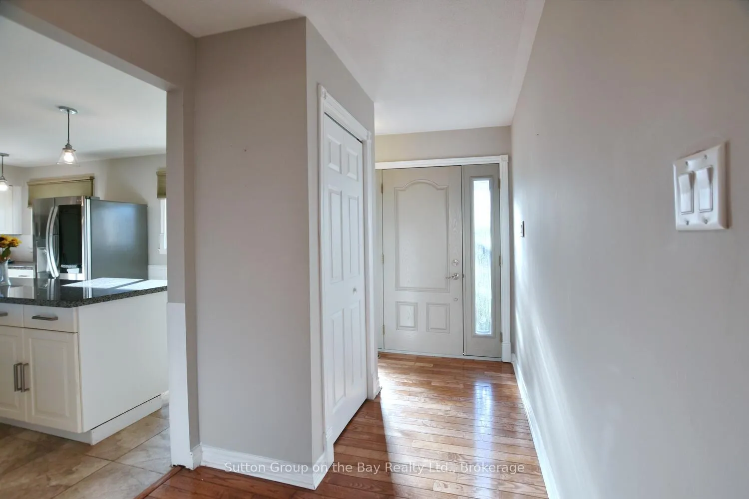 Photo 20 of 5 Brock Crescent, Collingwood — HOMEH