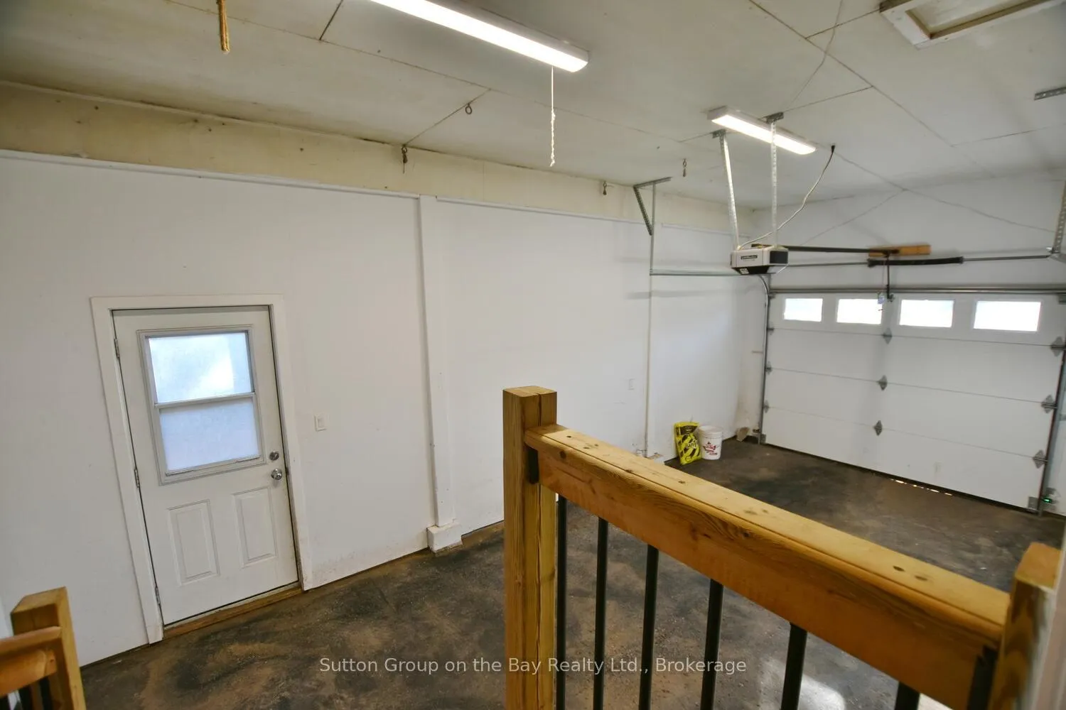 Photo 47 of 5 Brock Crescent, Collingwood — HOMEH