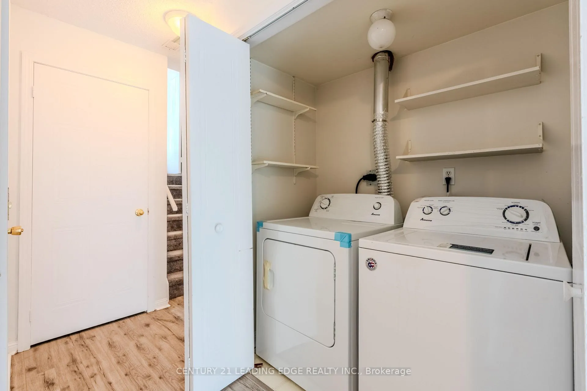 Photo 20 of 98 Aspen Park Way, Whitby, Downtown Whitby — HOMEH