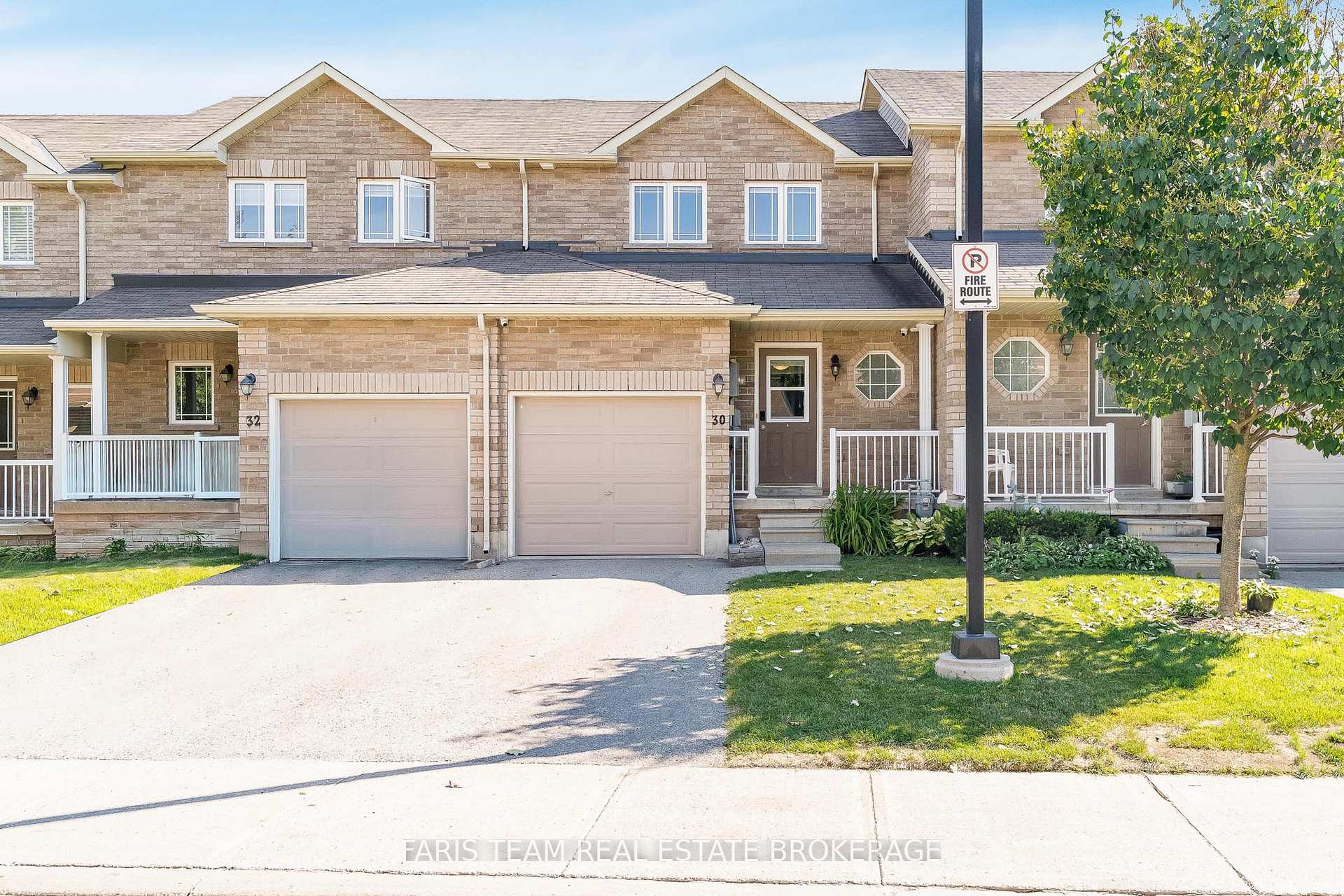 Photo 1 of 30 Southwoods Crescent, Barrie, Holly — HOMEH