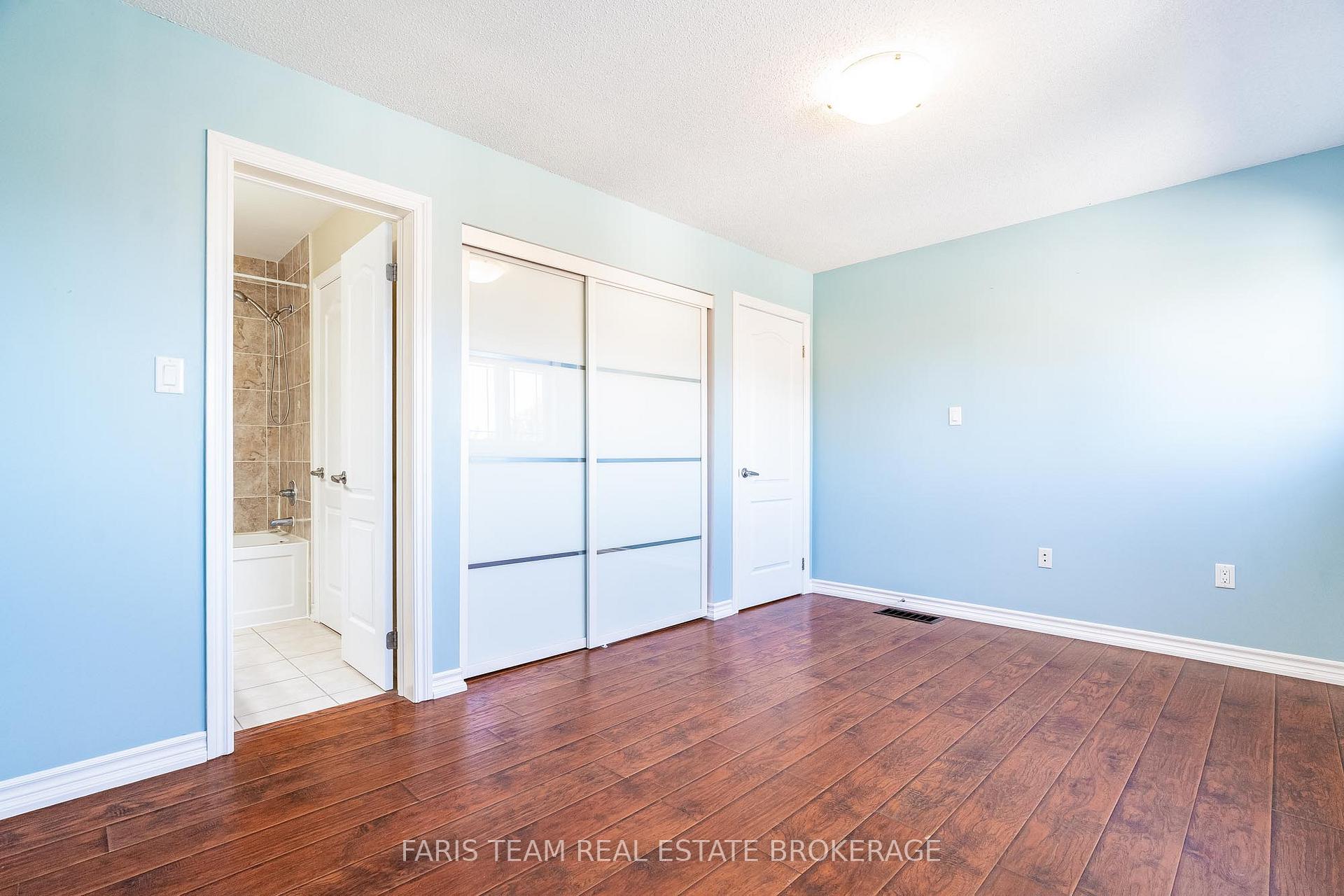 Photo 18 of 30 Southwoods Crescent, Barrie, Holly — HOMEH