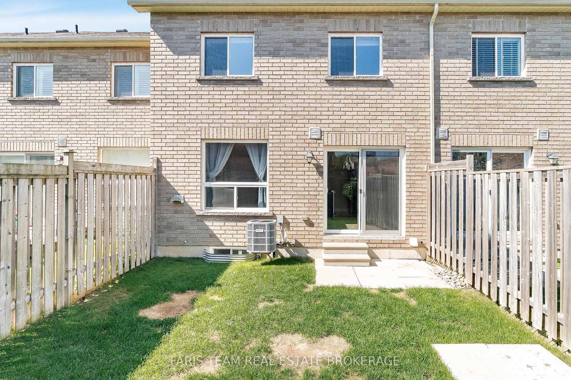 Photo 26 of 30 Southwoods Crescent, Barrie, Holly — HOMEH