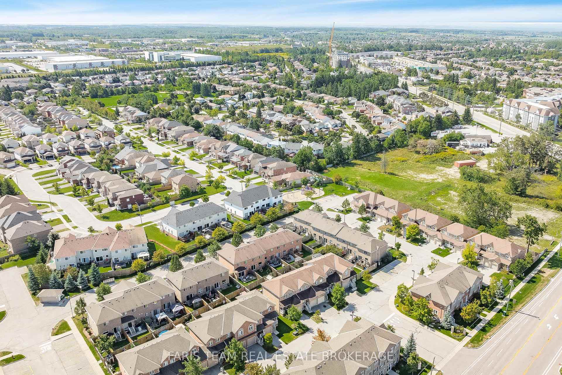 Photo 30 of 30 Southwoods Crescent, Barrie, Holly — HOMEH