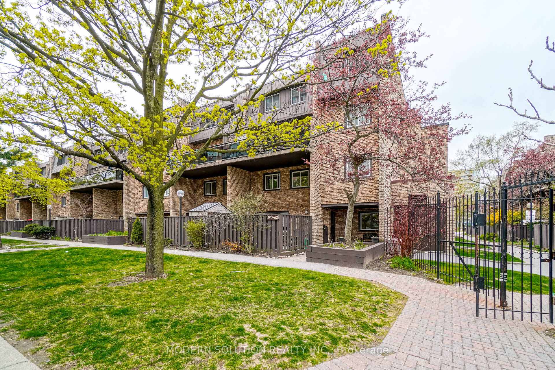 Front of Unit 62, 130 Ling Road