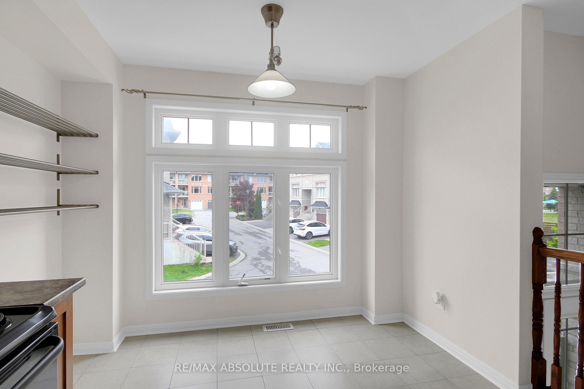 Photo 14 of 243 Stroget Private, Ottawa, Merivale Industrial Park/Citiplace — HOMEH