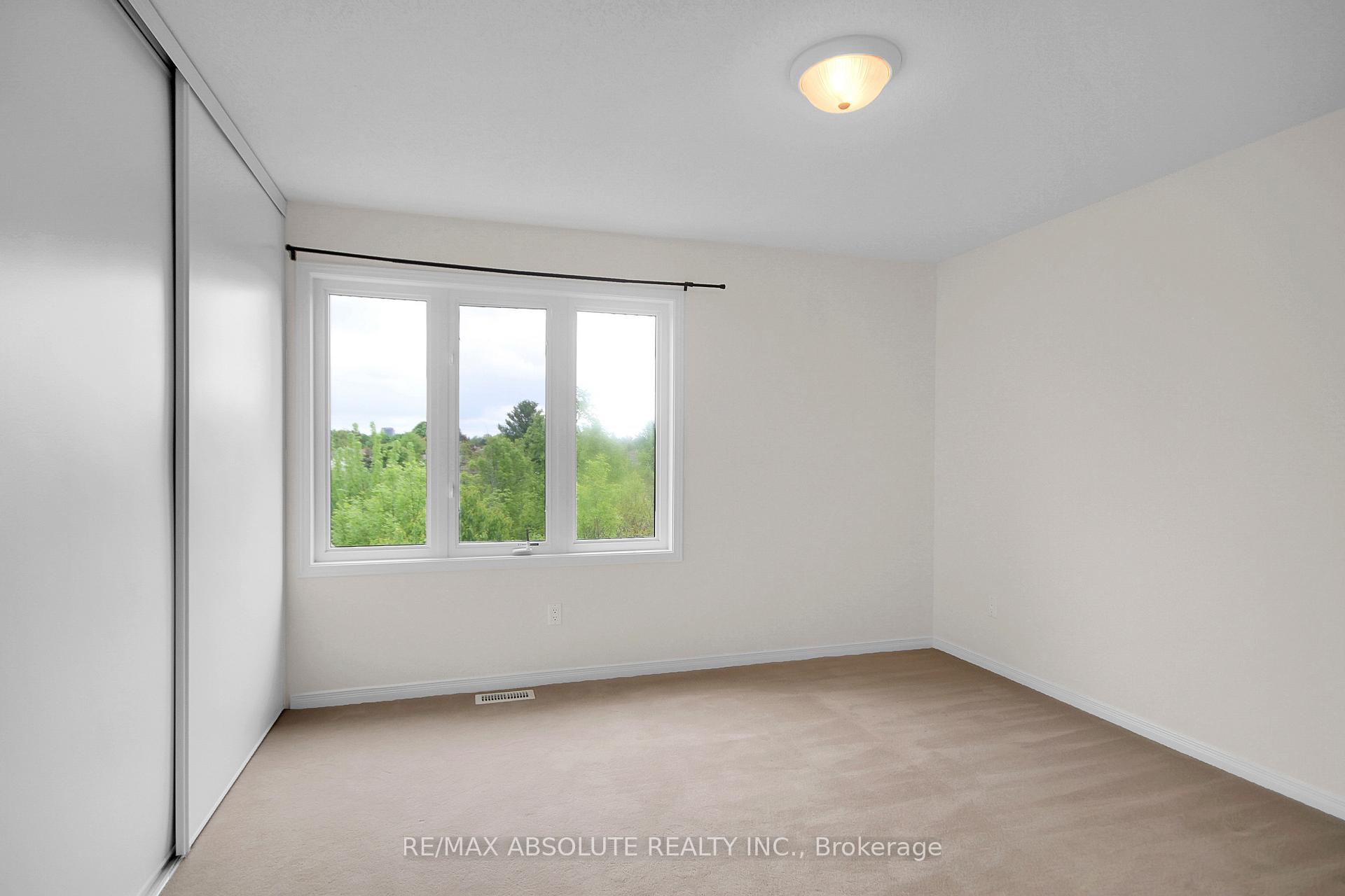 Photo 30 of 243 Stroget Private, Ottawa, Merivale Industrial Park/Citiplace — HOMEH