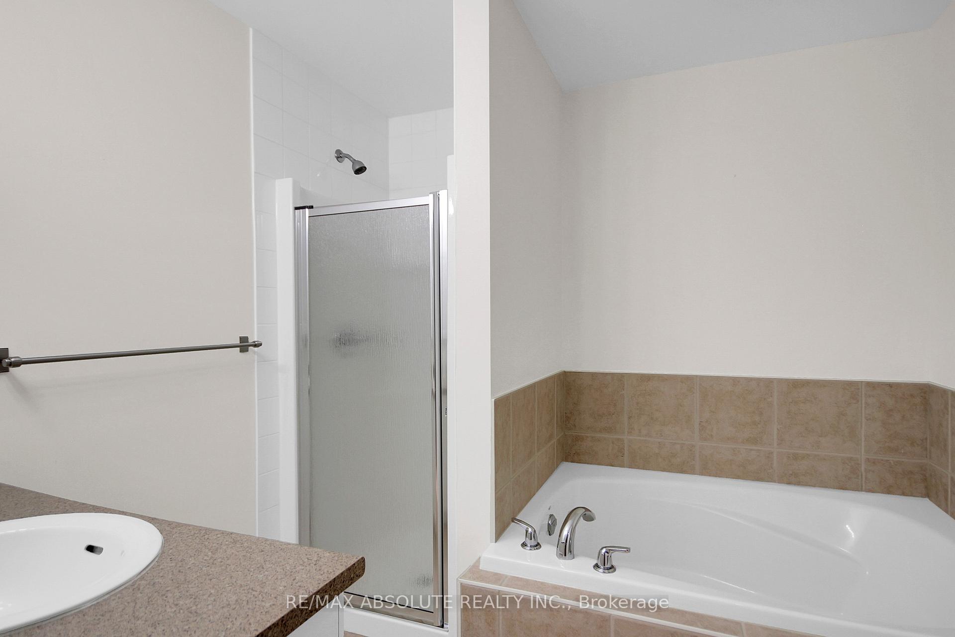 Photo 34 of 243 Stroget Private, Ottawa, Merivale Industrial Park/Citiplace — HOMEH