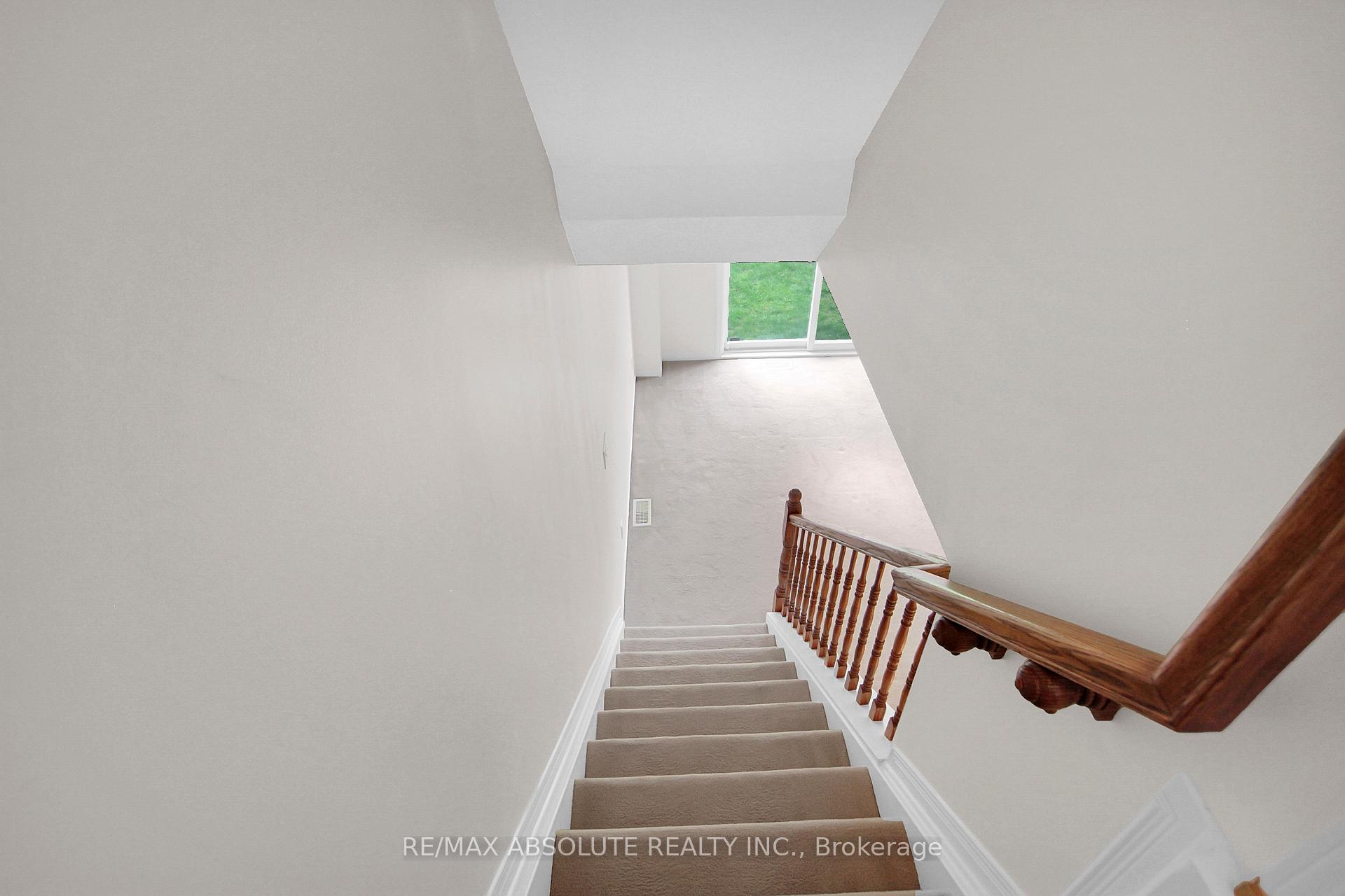 Photo 35 of 243 Stroget Private, Ottawa, Merivale Industrial Park/Citiplace — HOMEH