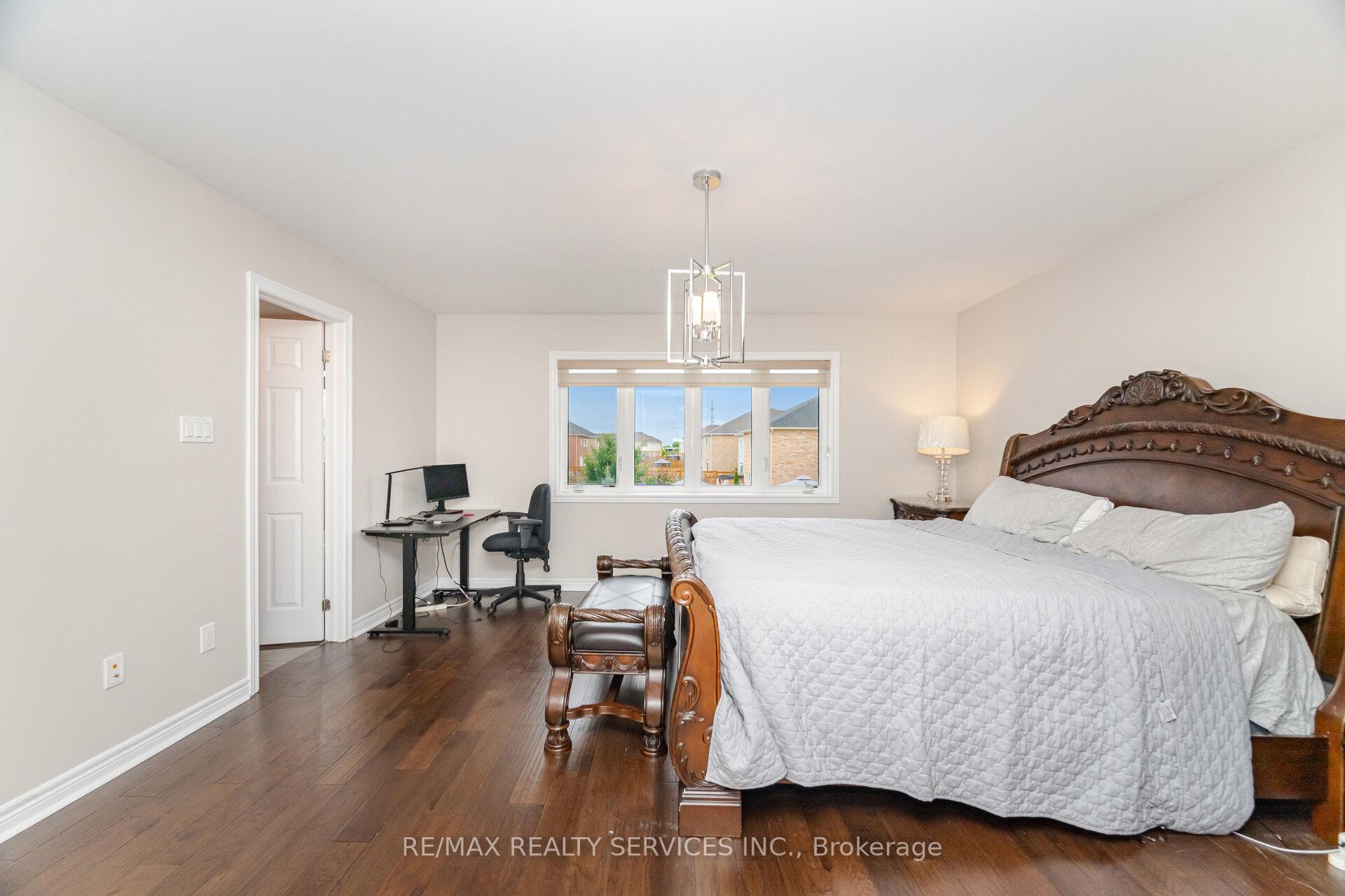 Photo 27 of 30 Oldham Avenue, Brant, Paris — HOMEH