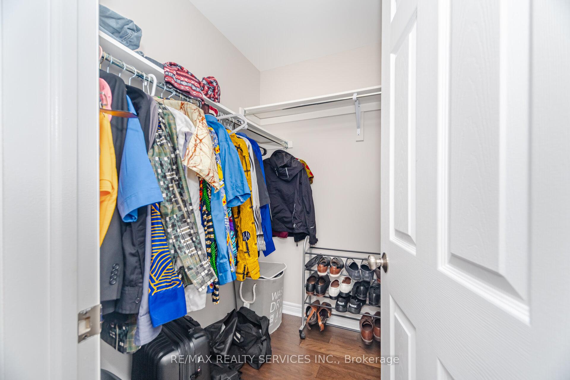 Photo 31 of 30 Oldham Avenue, Brant, Paris — HOMEH