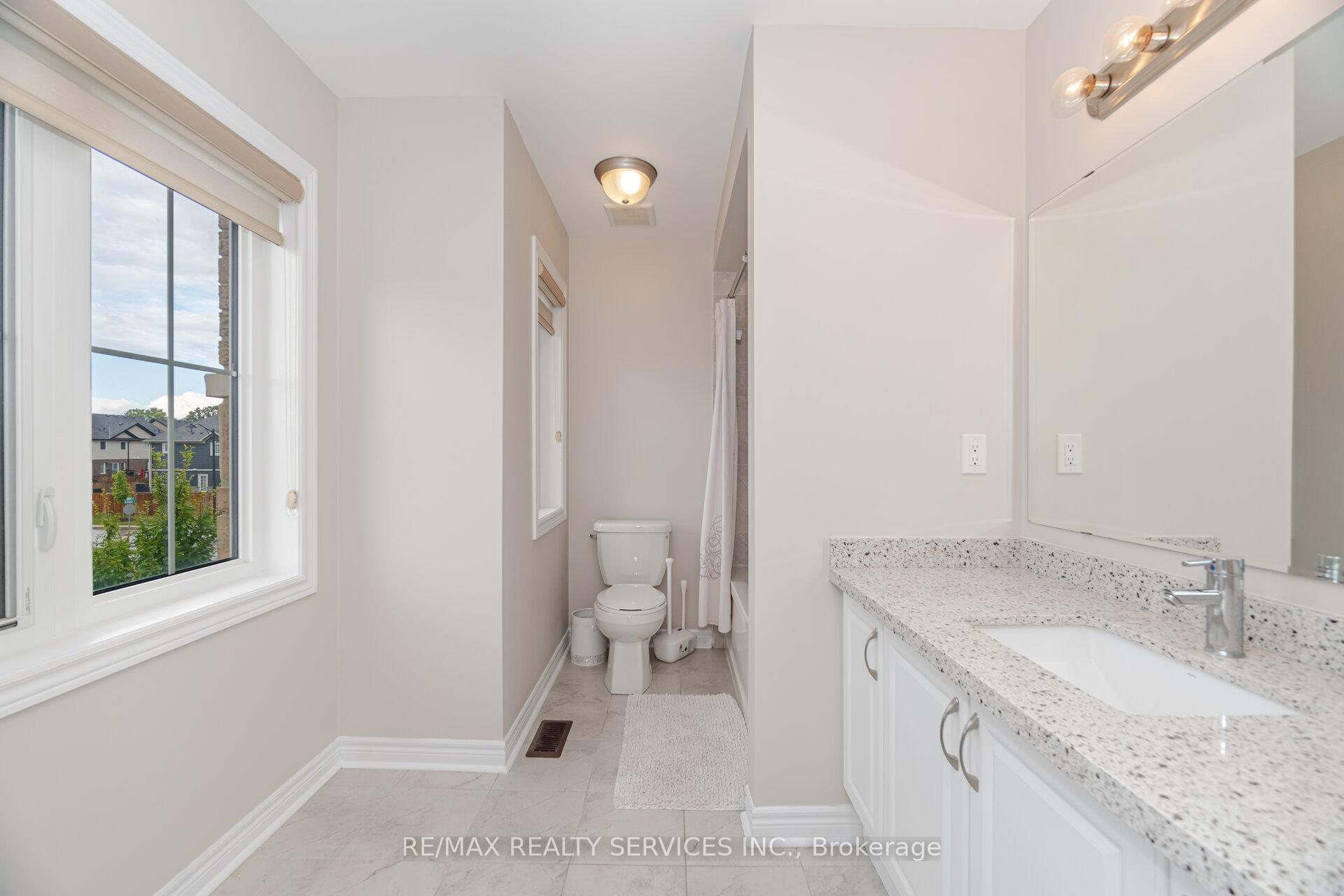 Photo 35 of 30 Oldham Avenue, Brant, Paris — HOMEH