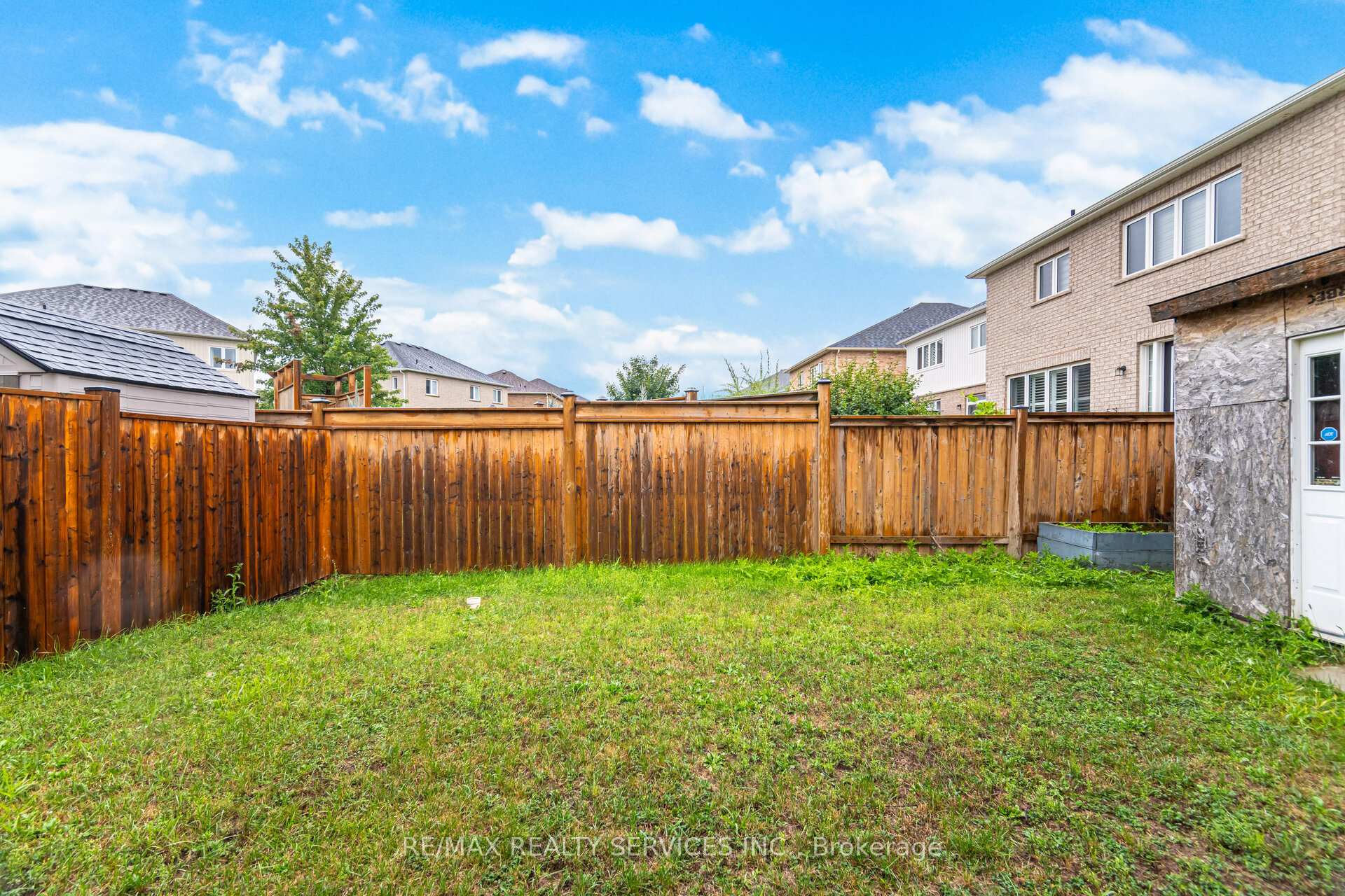Photo 49 of 30 Oldham Avenue, Brant, Paris — HOMEH
