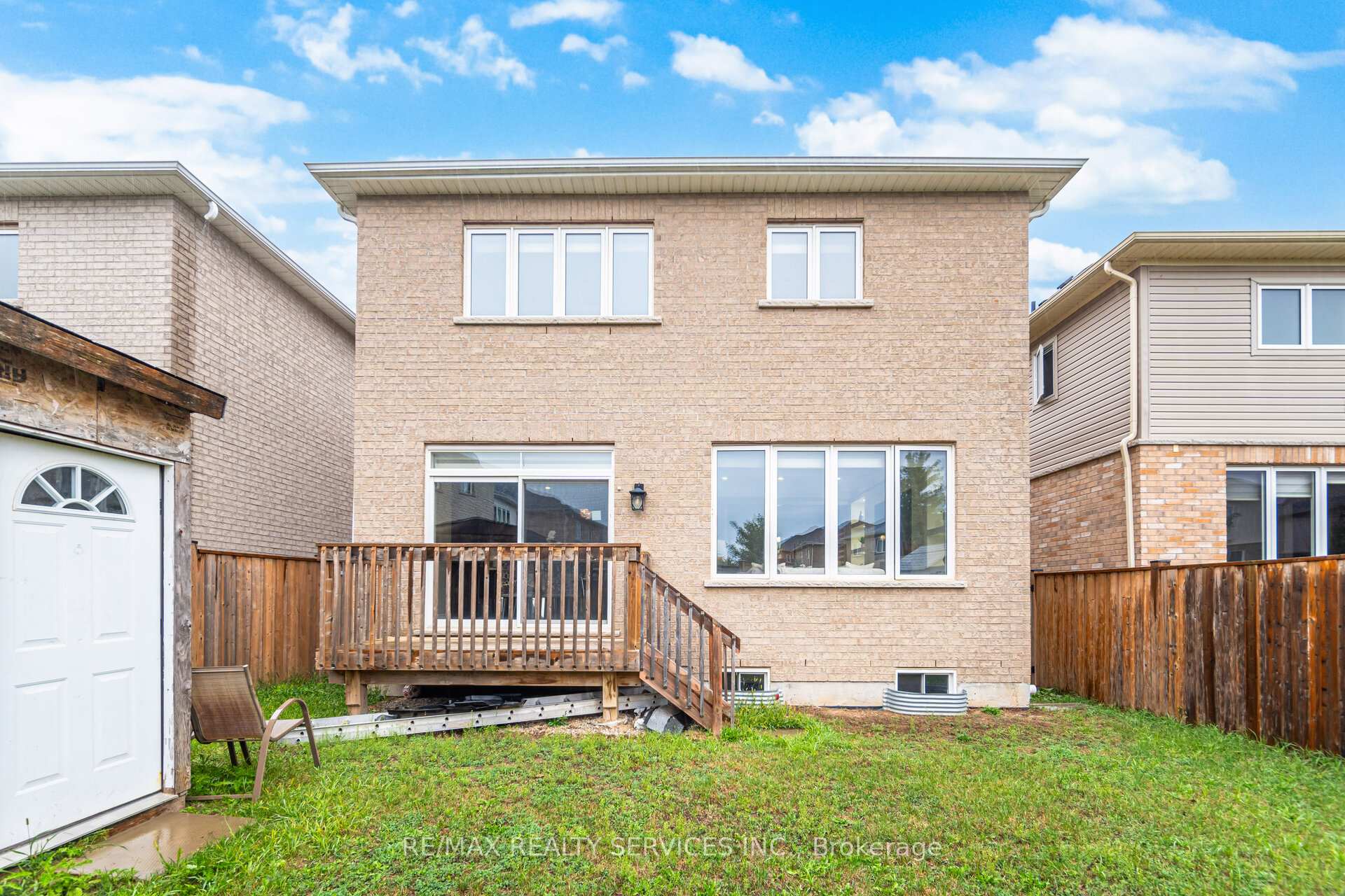 Photo 48 of 30 Oldham Avenue, Brant, Paris — HOMEH