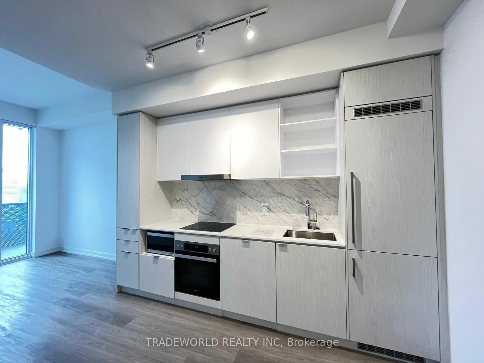 Photo 4 of Unit 6112, 55 Cooper Street, Toronto, Waterfront Communities — HOMEH