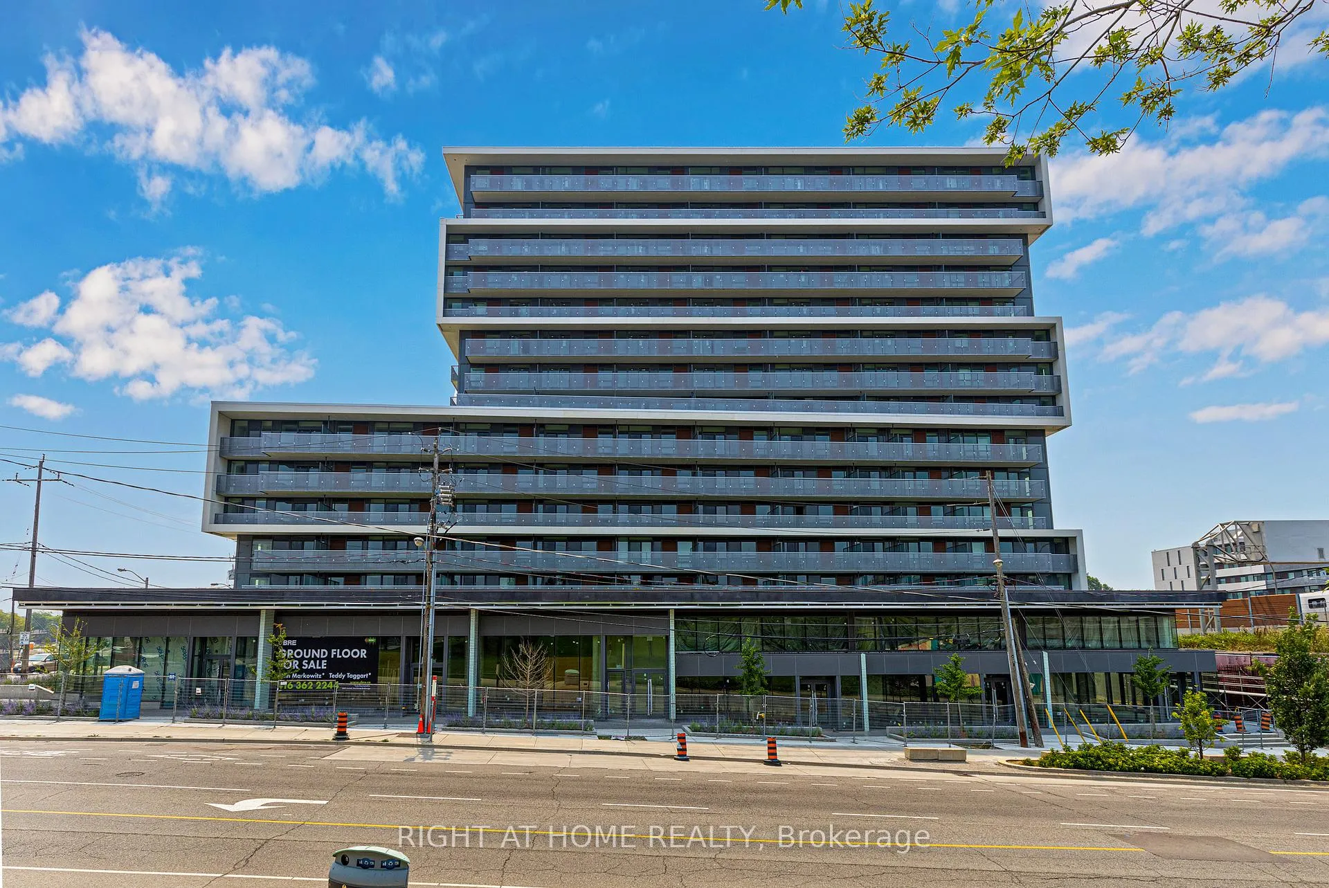 Photo 2 of Unit 325, 120 Varna Drive, Toronto, Englemount-Lawrence — HOMEH