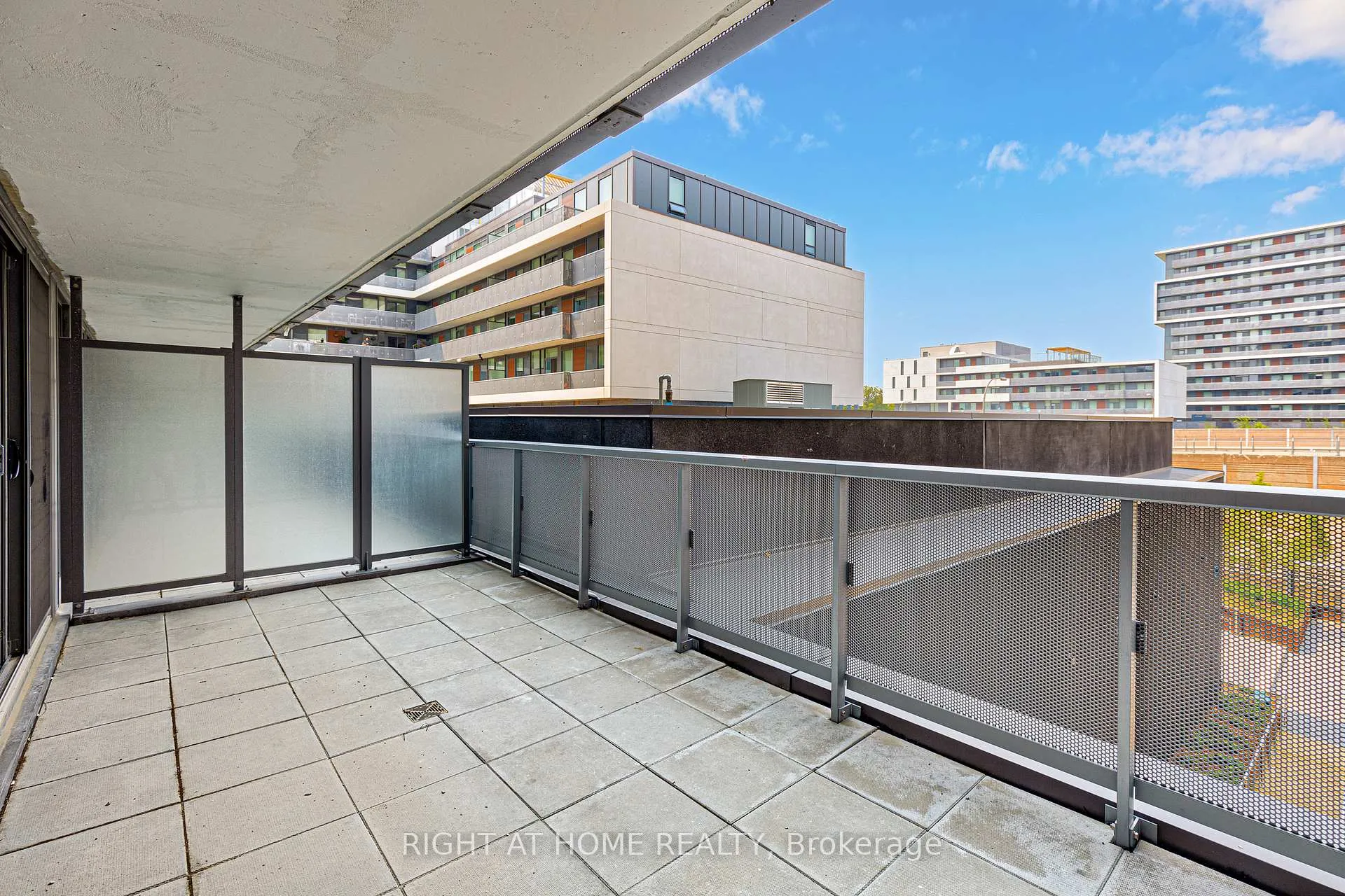 Photo 15 of Unit 325, 120 Varna Drive, Toronto, Englemount-Lawrence — HOMEH