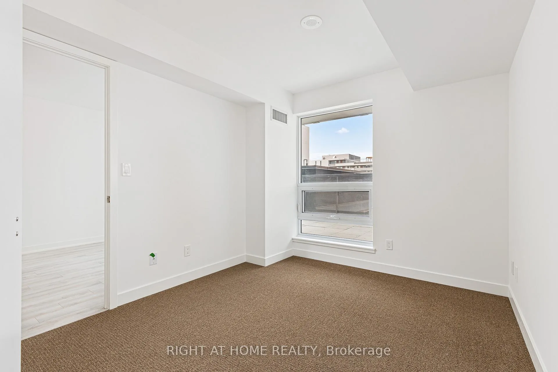 Photo 19 of Unit 325, 120 Varna Drive, Toronto, Englemount-Lawrence — HOMEH
