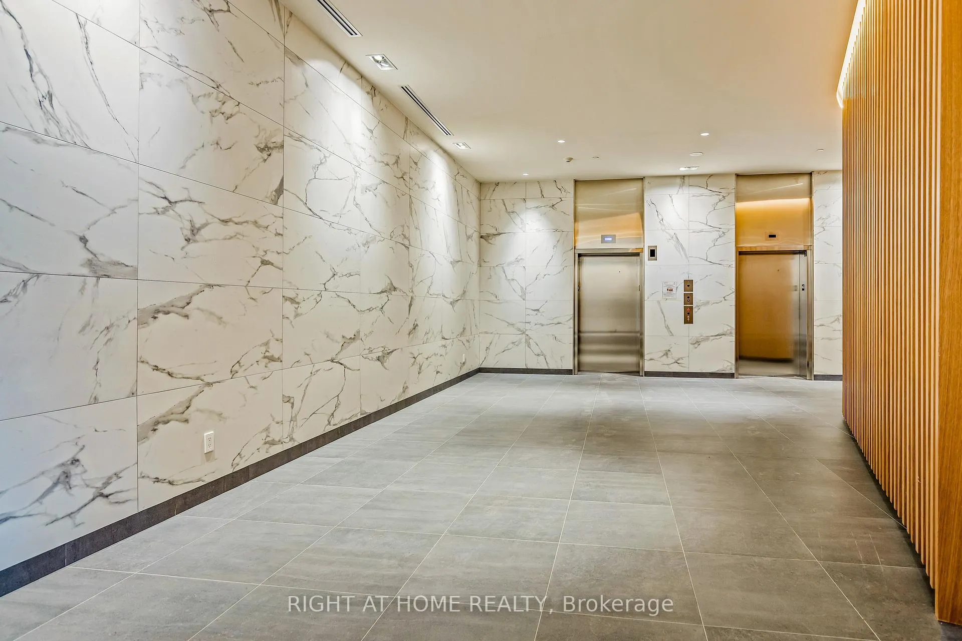 Photo 24 of Unit 325, 120 Varna Drive, Toronto, Englemount-Lawrence — HOMEH