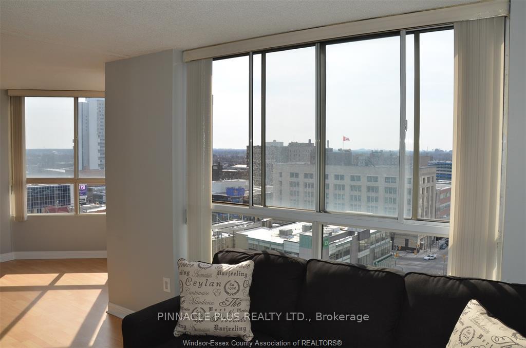Photo 18 of Unit 1501, 75 Riverside Drive E, Windsor — HOMEH
