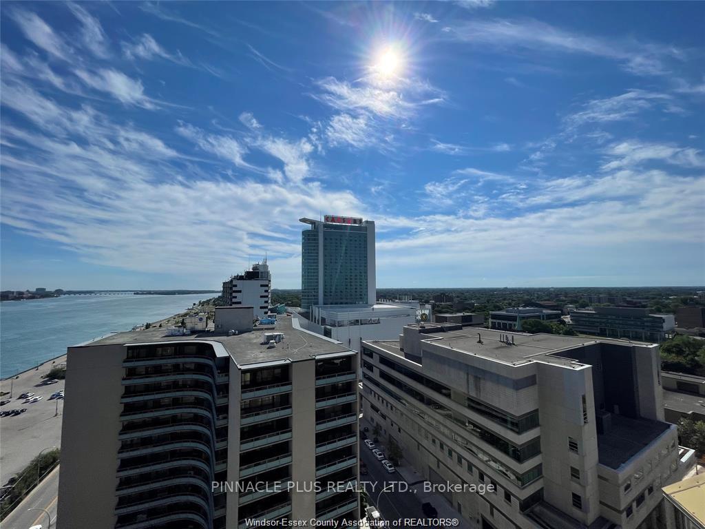 Photo 25 of Unit 1501, 75 Riverside Drive E, Windsor — HOMEH