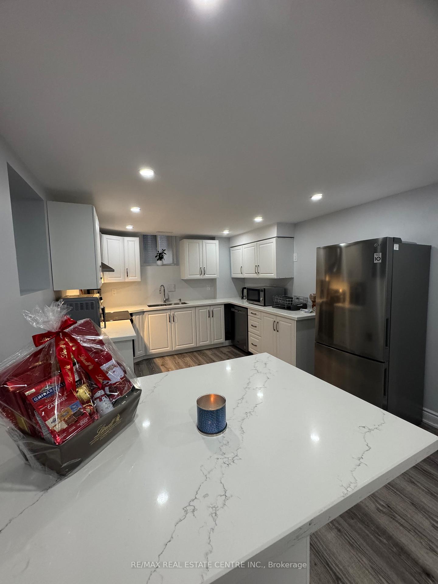 Photo 5 of 105 Rollo Drive, Ajax, South East — HOMEH