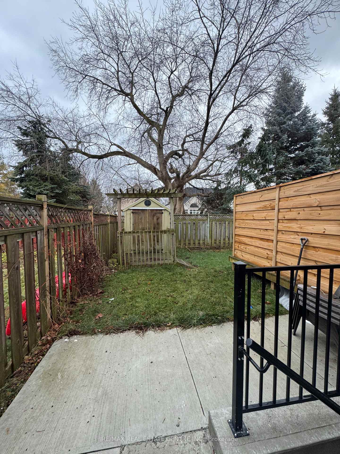 Photo 11 of 105 Rollo Drive, Ajax, South East — HOMEH