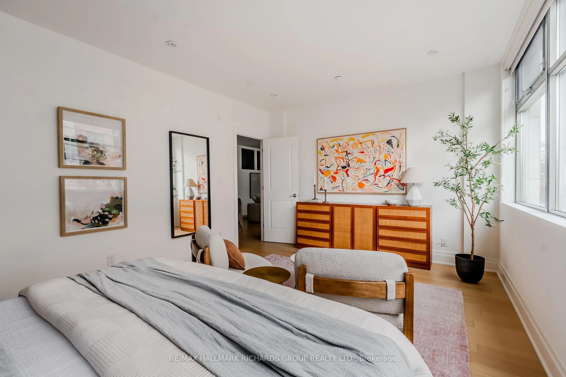Photo 13 of Unit 202, 1 Rainsford Road, Toronto, The Beaches — HOMEH