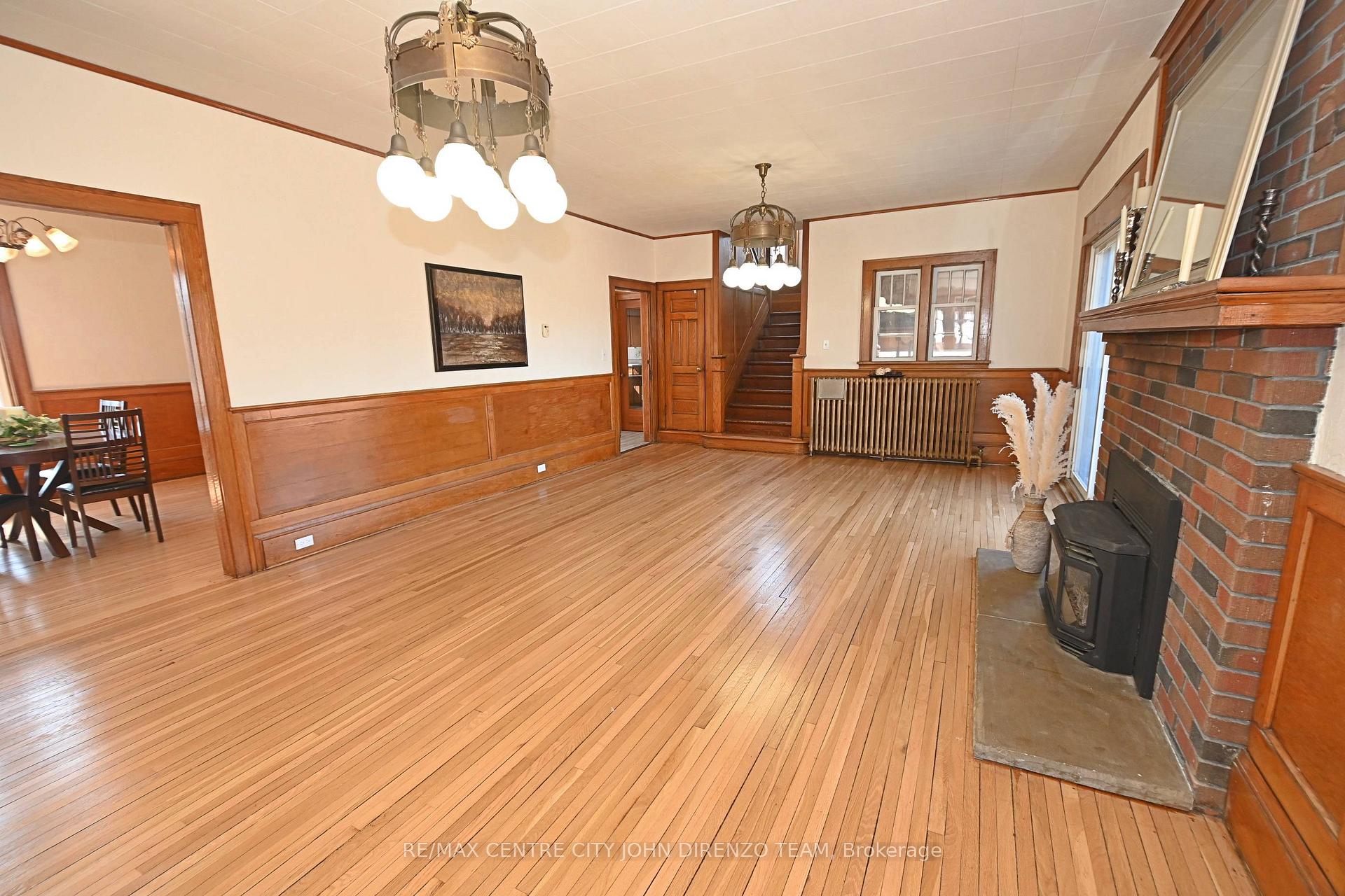 Photo 10 of 236 Colonel Bostwick Street, Central Elgin, Port Stanley — HOMEH