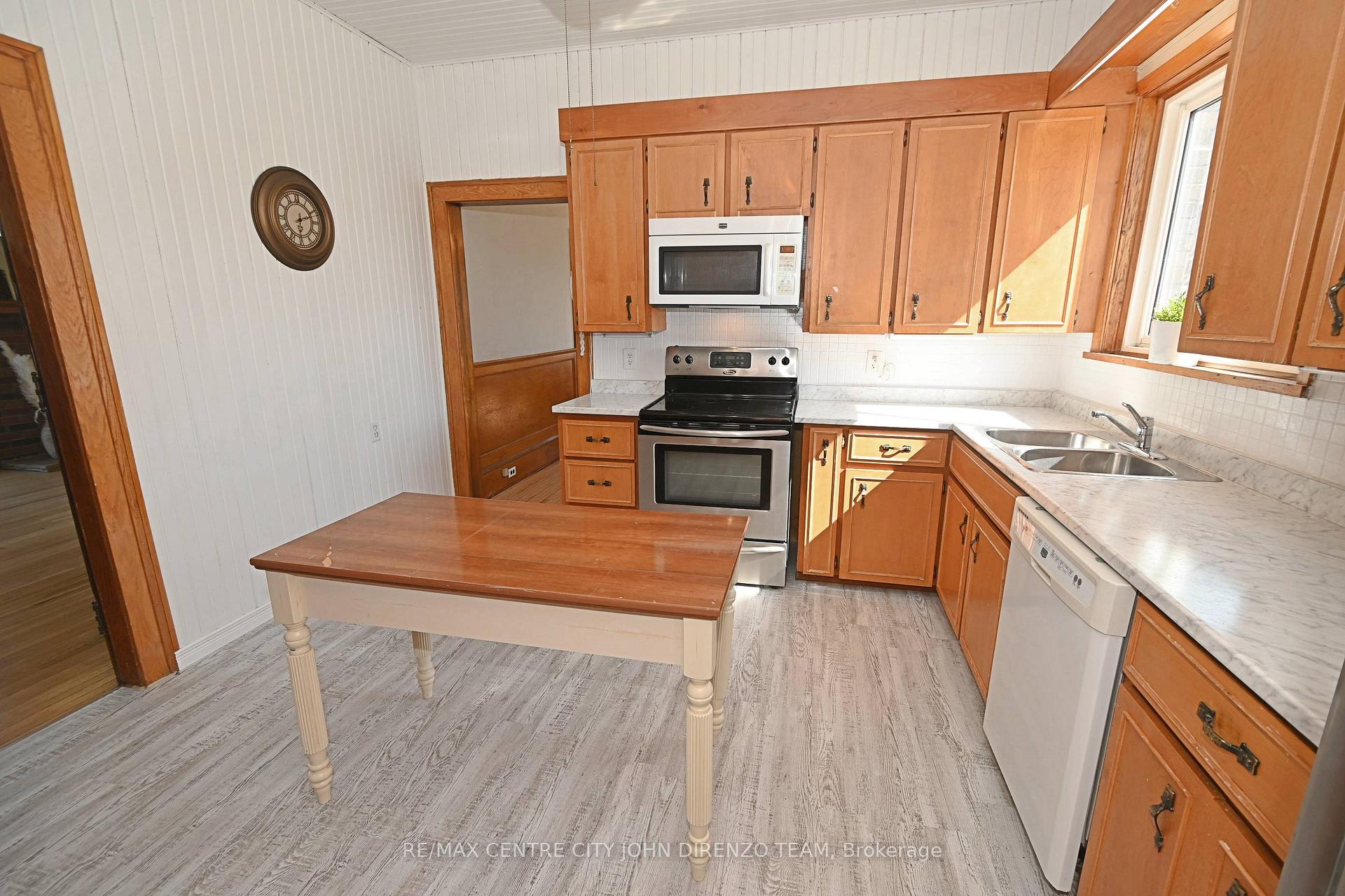 Photo 12 of 236 Colonel Bostwick Street, Central Elgin, Port Stanley — HOMEH