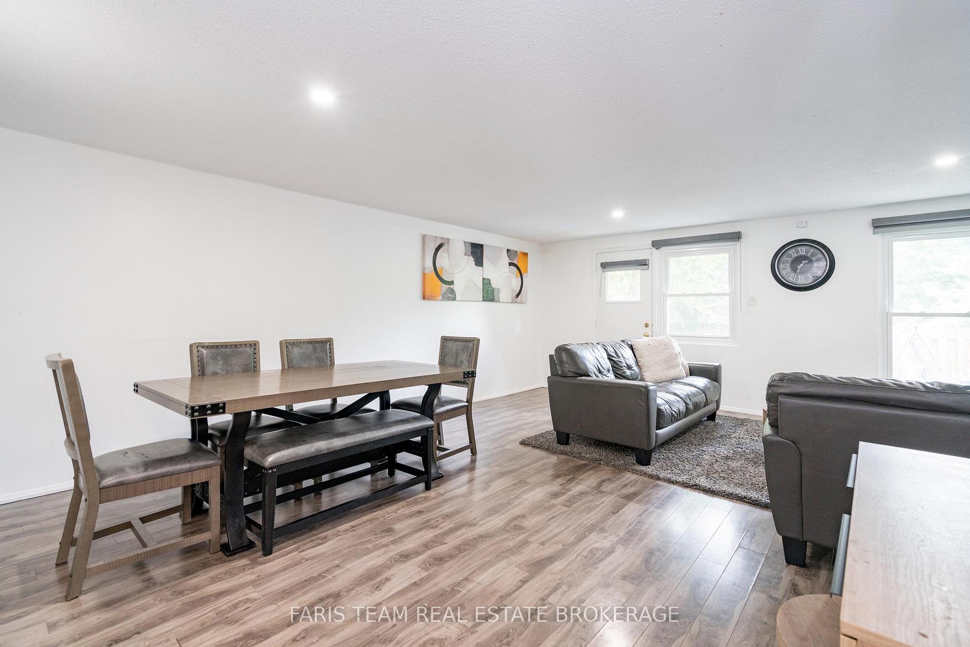 Photo 8 of Unit 19, 233 Innisfil Street, Barrie, Allandale Centre — HOMEH