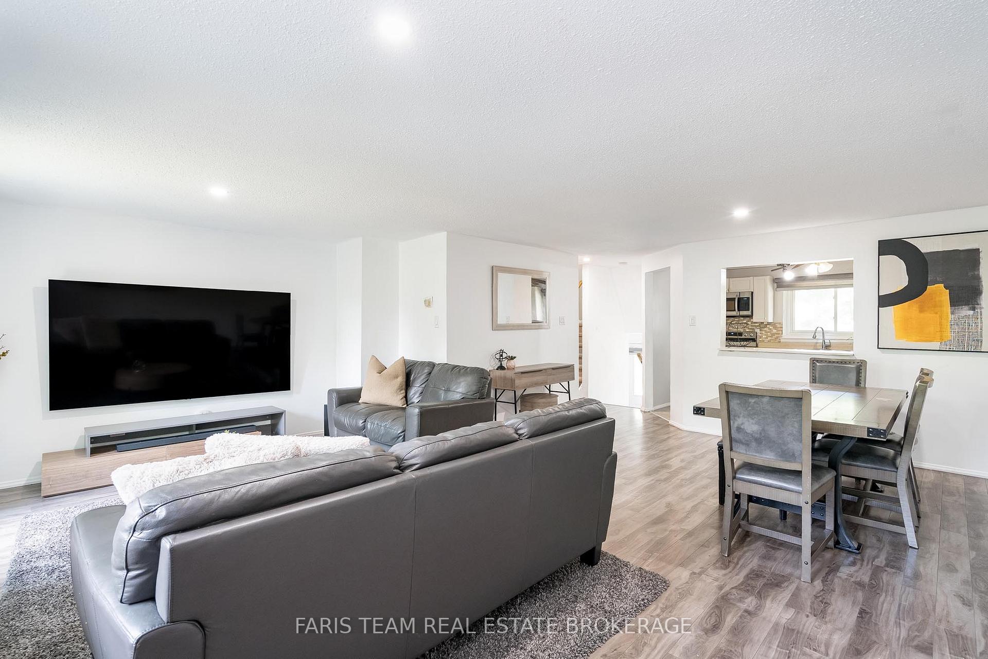 Photo 9 of Unit 19, 233 Innisfil Street, Barrie, Allandale Centre — HOMEH