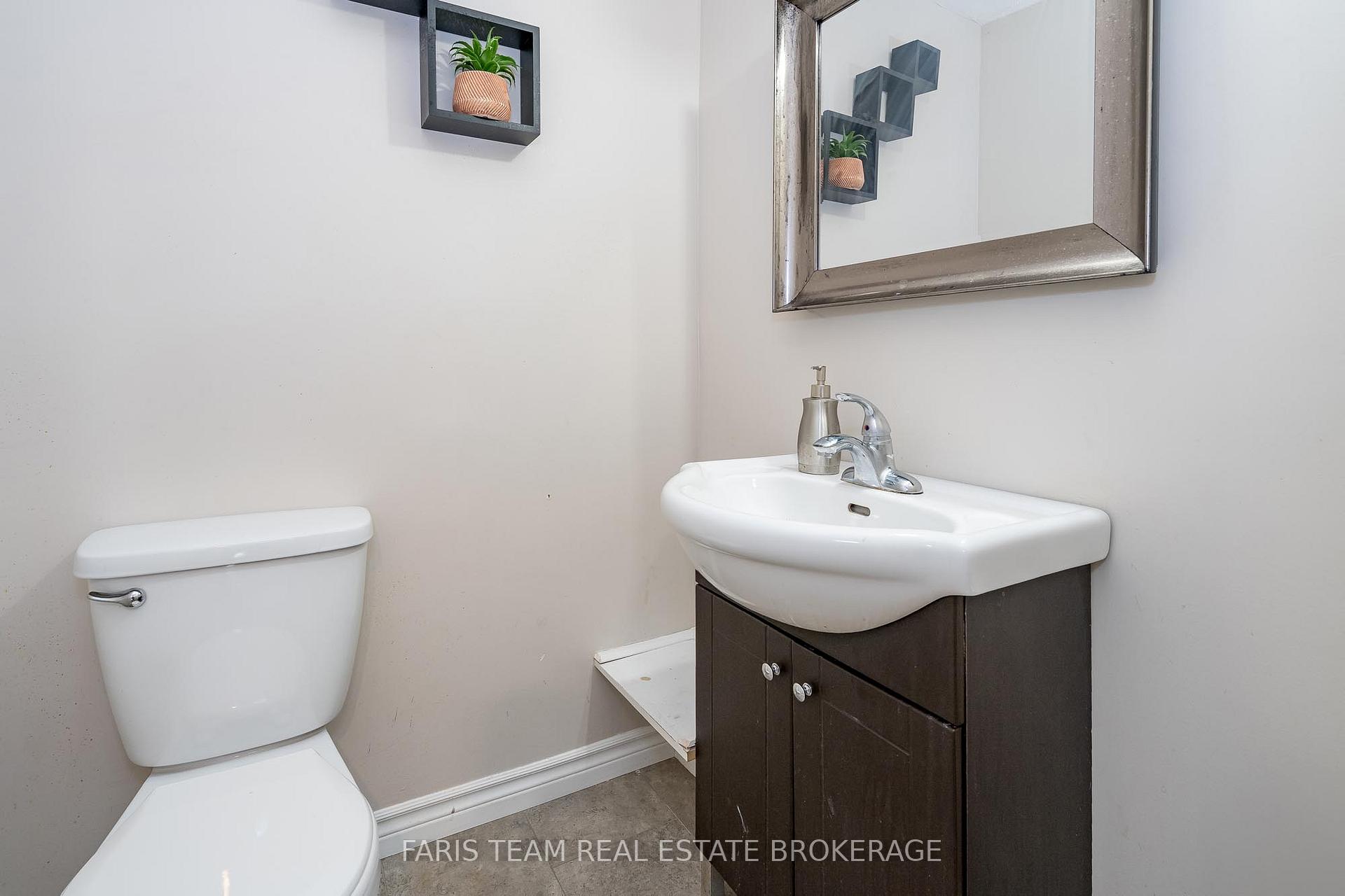 Photo 12 of Unit 19, 233 Innisfil Street, Barrie, Allandale Centre — HOMEH